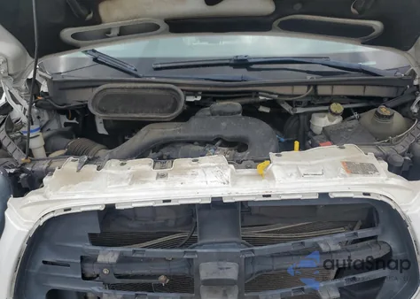 2016 Ford Transit T-250 z USA, uszkodzony, nr VIN 1FTYR2CMXGKA19544